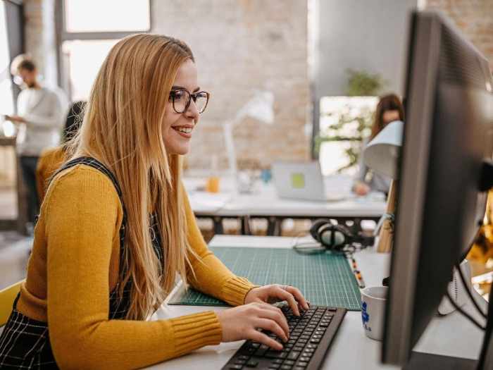 Online invoicing and bookkeeping tools